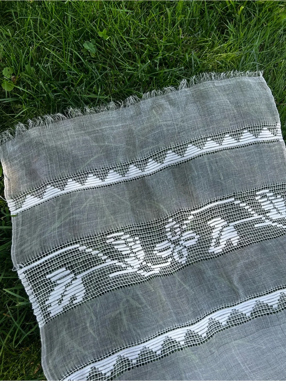 Marama borangic 🇷🇴 hand made1950’s.White Floral Lace Scarf Wrap lightweight.